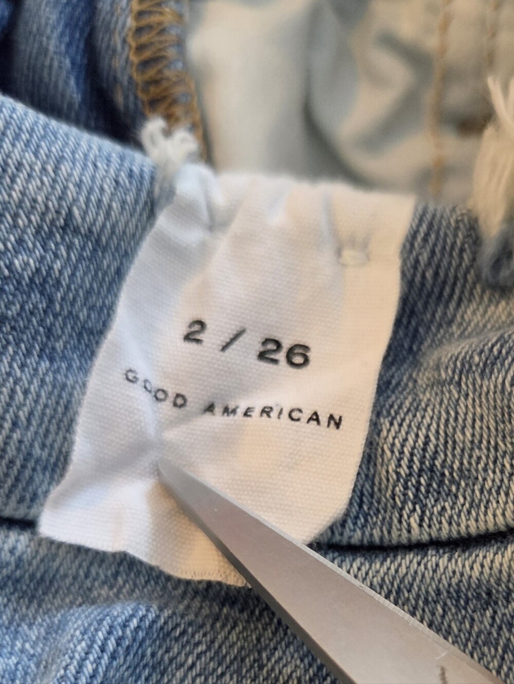 NWT Good American Good Legs -Eco Mid-Rise Straight Leg Distressed Jeans 2 / 26 - Picture 10 of 16